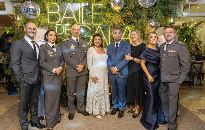 Murilo Pellizzaro Tenente Coronel Nycia Francielle Comandante Geral da PM Coronel Emerson Fernandes Vice Governadora Marilisa Boehm Prefeito Topazio Neto Beatriz Silveira Adriana Piazza Coronel João Carlos Neves Júnior